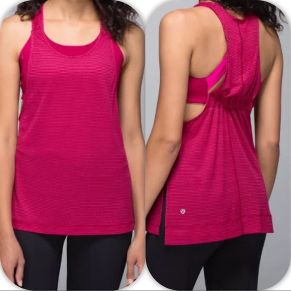 lululemon athletica Tops - NWT LULULEMON SEAWHEEZE STASH IT TANK - - Size 8
